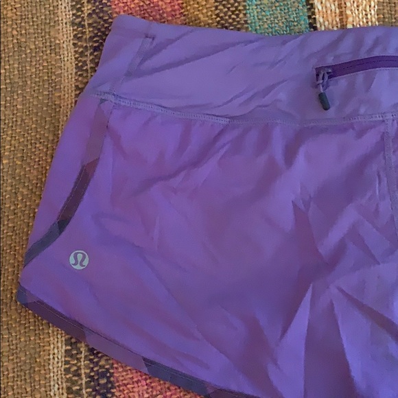 Lululemon shorts. Size 8 - Picture 2 of 5